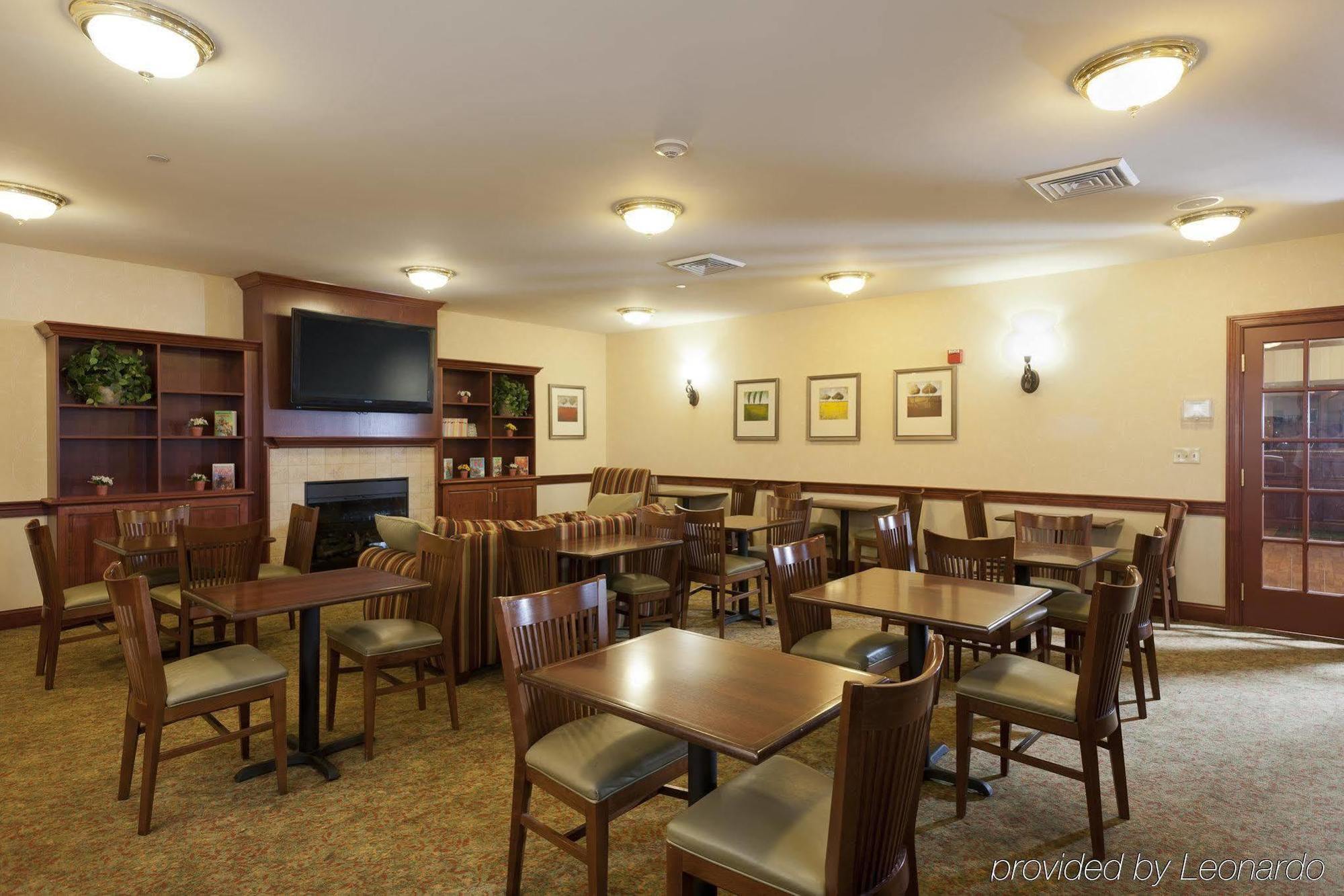 Four Points By Sheraton Bedford Manchester Airport Restoran gambar